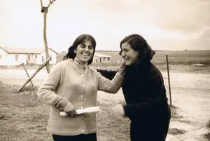 יפב מנשאוף ומדינה מצויינים חברות בהודיה