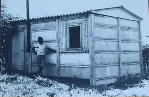 תוספת לבתים הישנים הקטנים שלא הכילו את כל המשפחה הגדולה