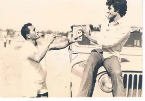 יוסי ישר ומיכאל מצויינים חברים במושב