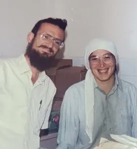 הלל ושפרה ריינוס ביום הגעתם לישוב
